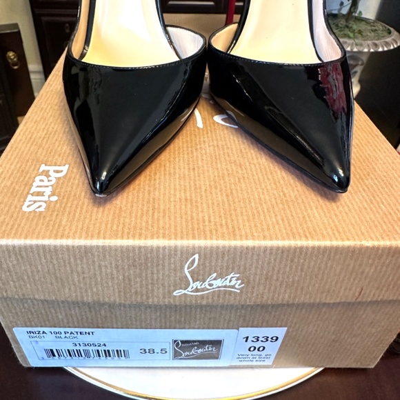 Christian Louboutin Iriza black patent pumps - Picture 10 of 12